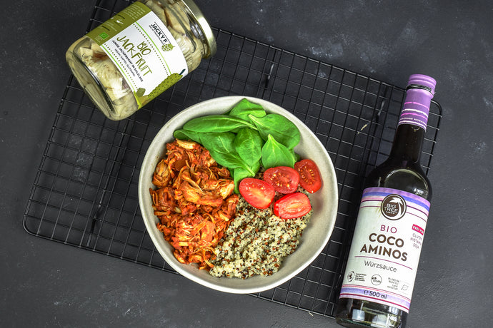 Jackfruit Quinoa Bowl