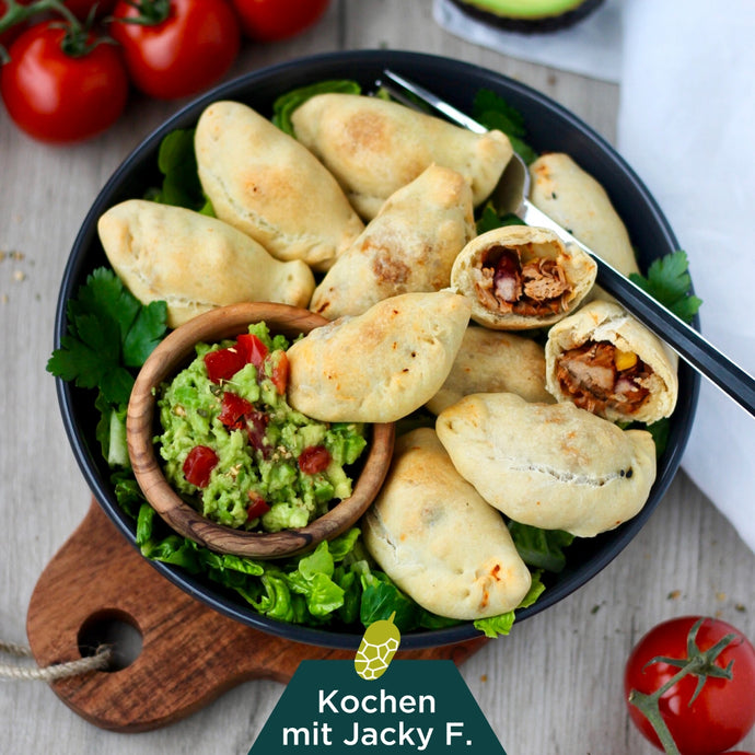 Empanadas mit mexikanischer Jackfruit Füllung | xbeccabella
