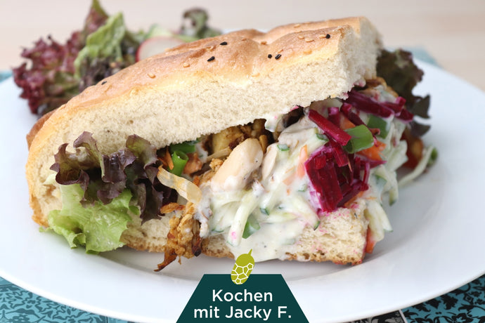 Jackfruit Döner | Schürzenträgerin